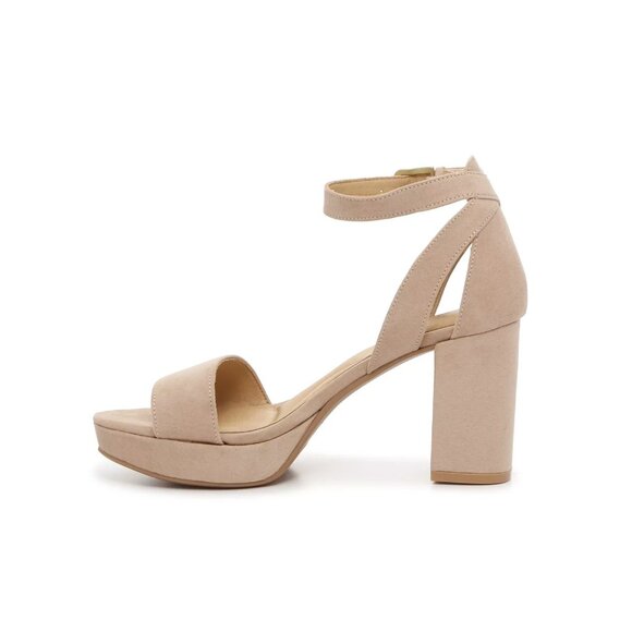 CL by Laundry Go On 2 Nude Faux Suede Sandal Size 8.5 NWOB - Picture 6 of 10